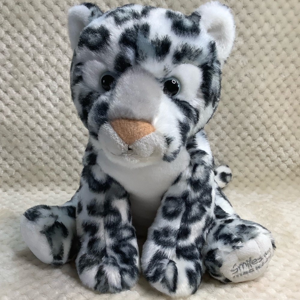 Aurora World Smiles For MacKids Plush Snow Leopard Pepper Stuffed Animal 2018